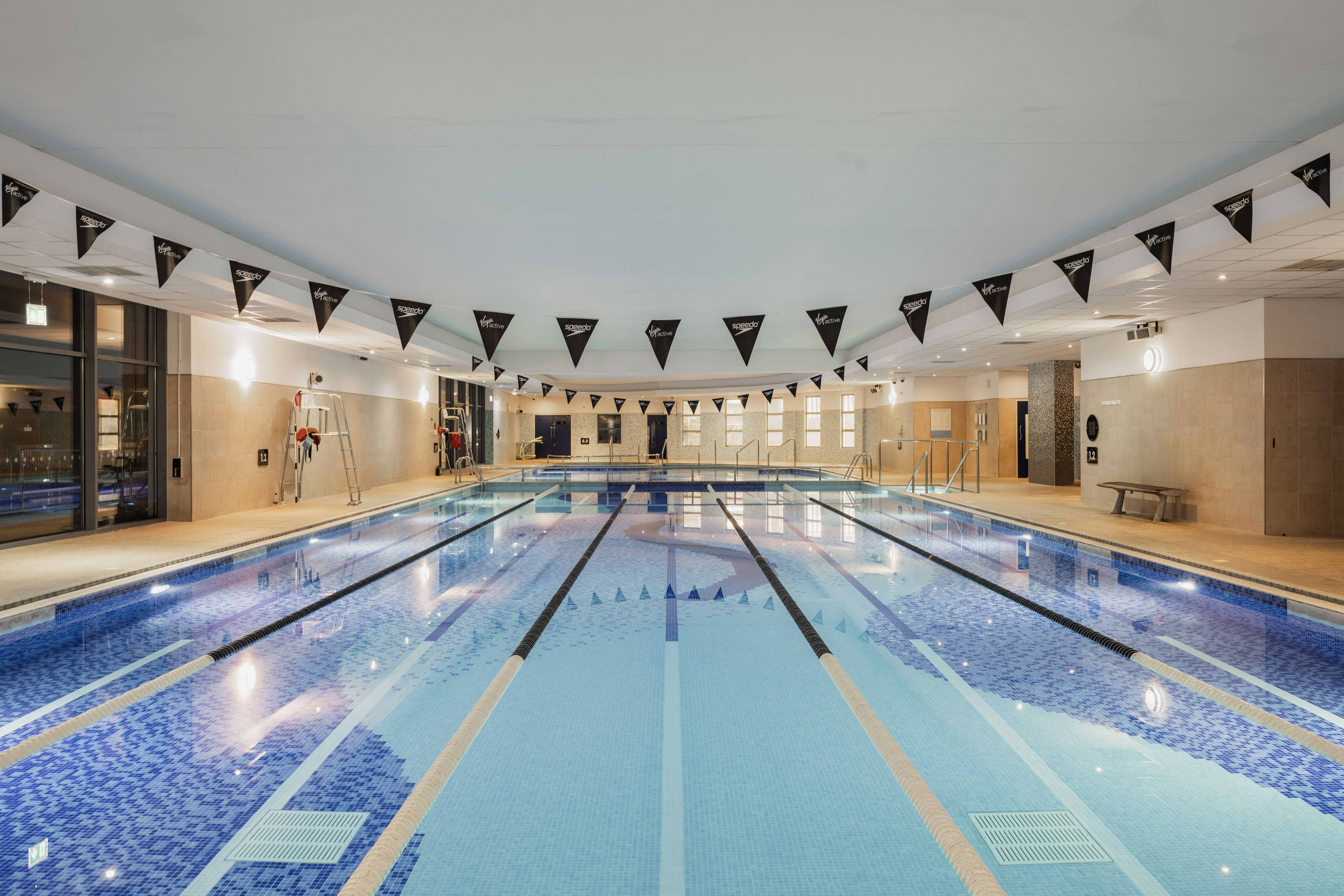 2018_Chiswick_Riverside_IndoorPool_OldShot