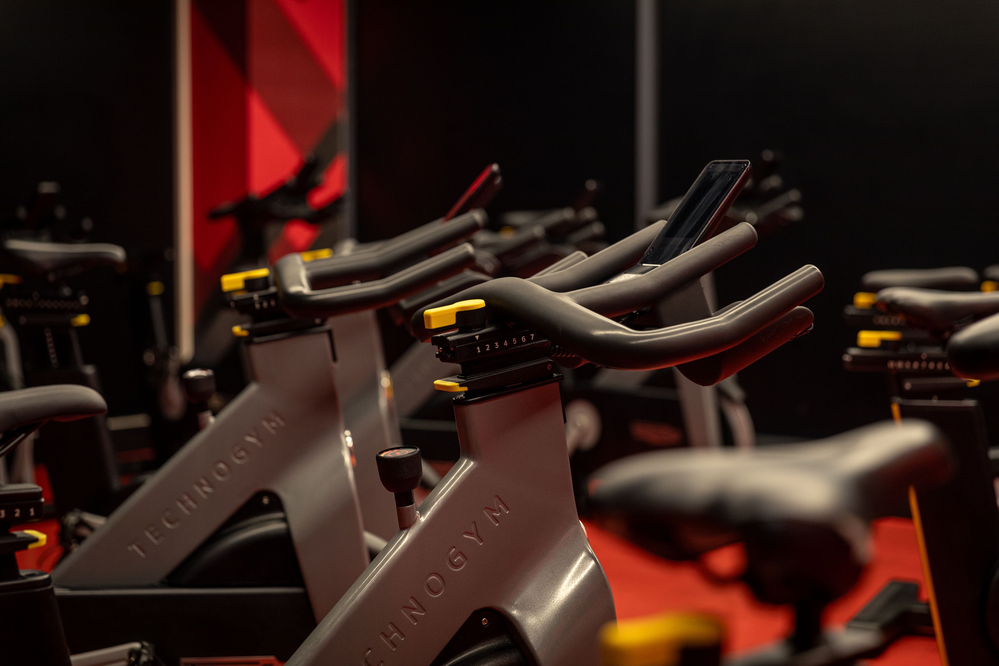 Virgin Active_Angel_Cycle studio_2