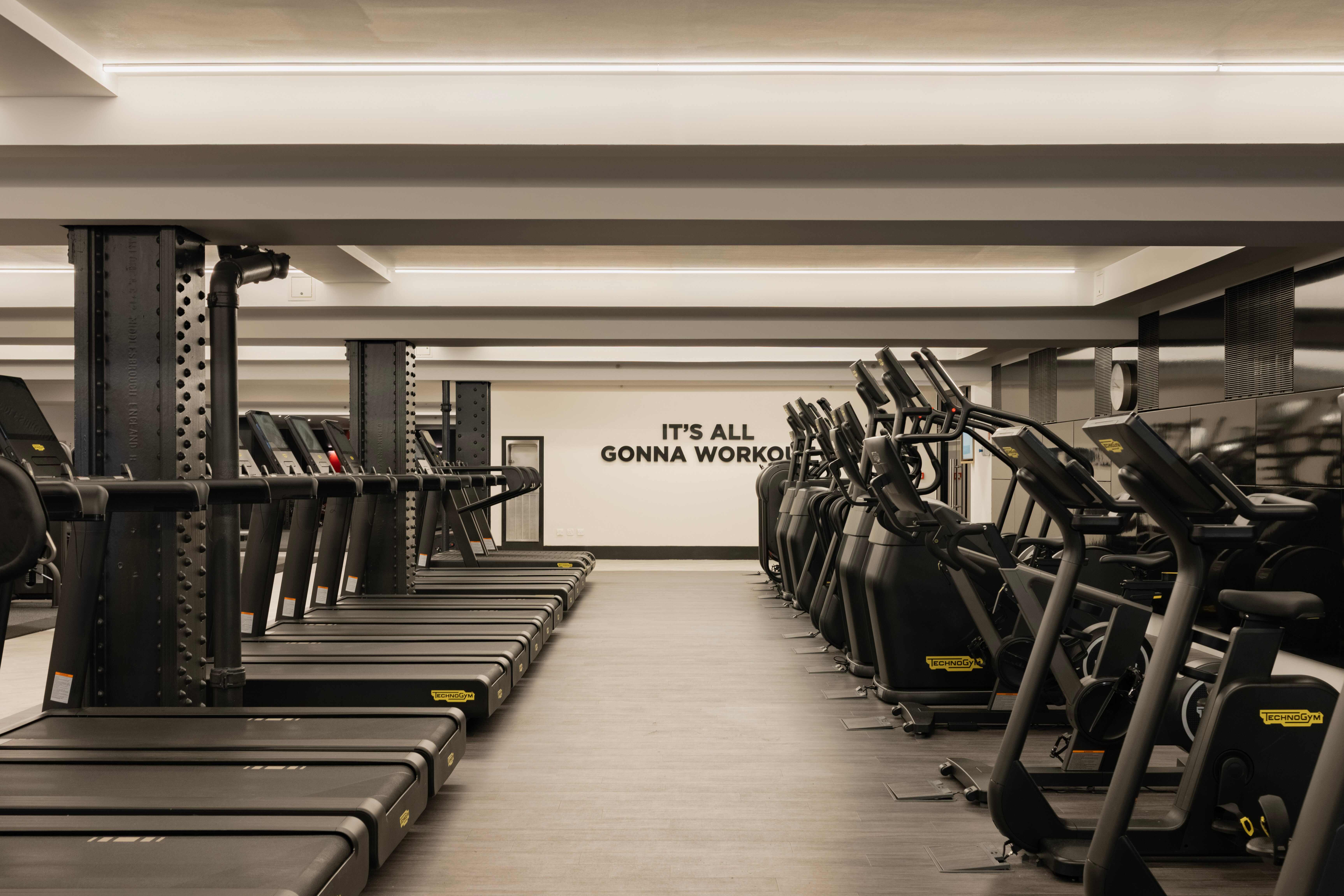 Virgin Active_Mayfair_March 25_Gym floor_4
