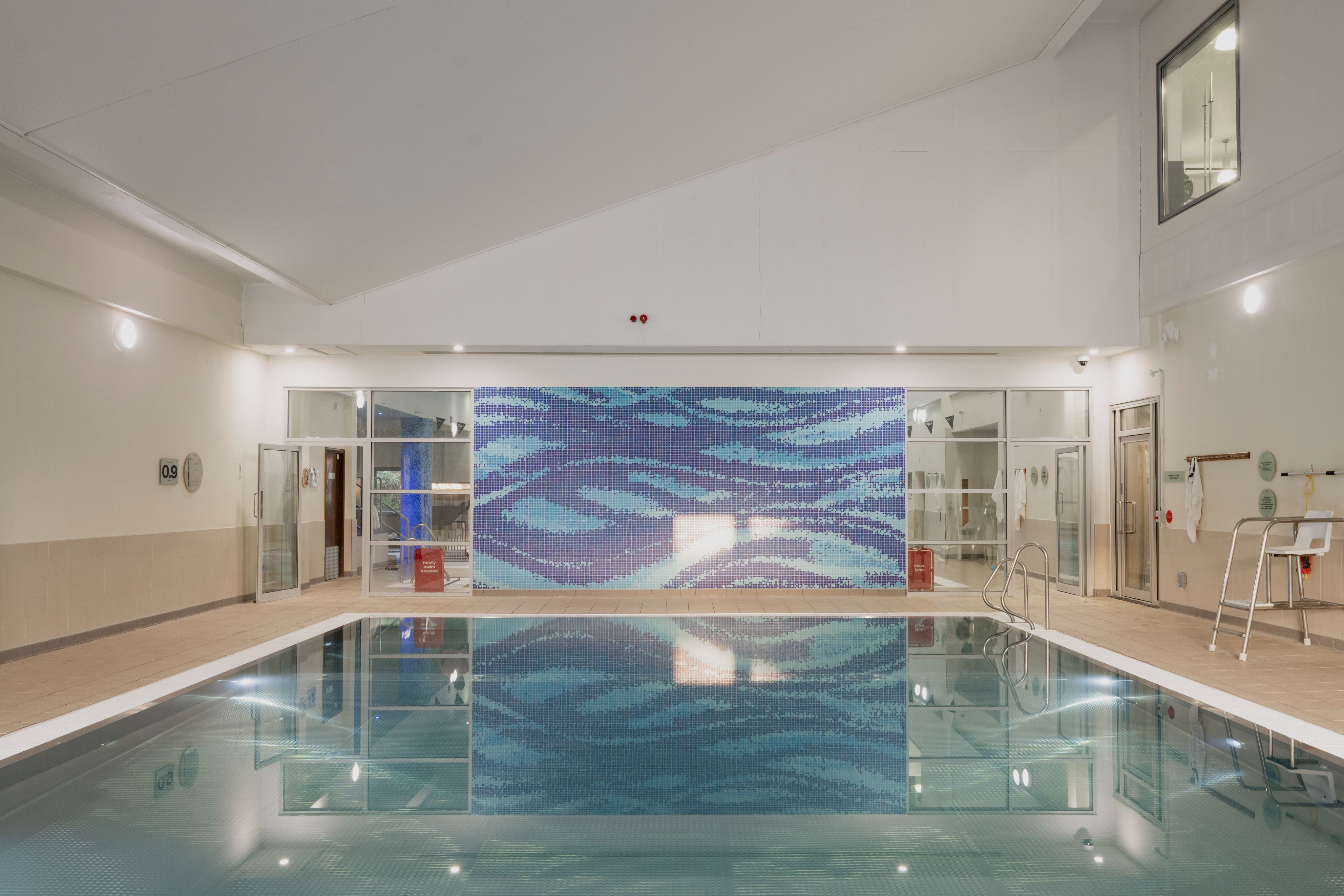 Mill Hill Swimming pool