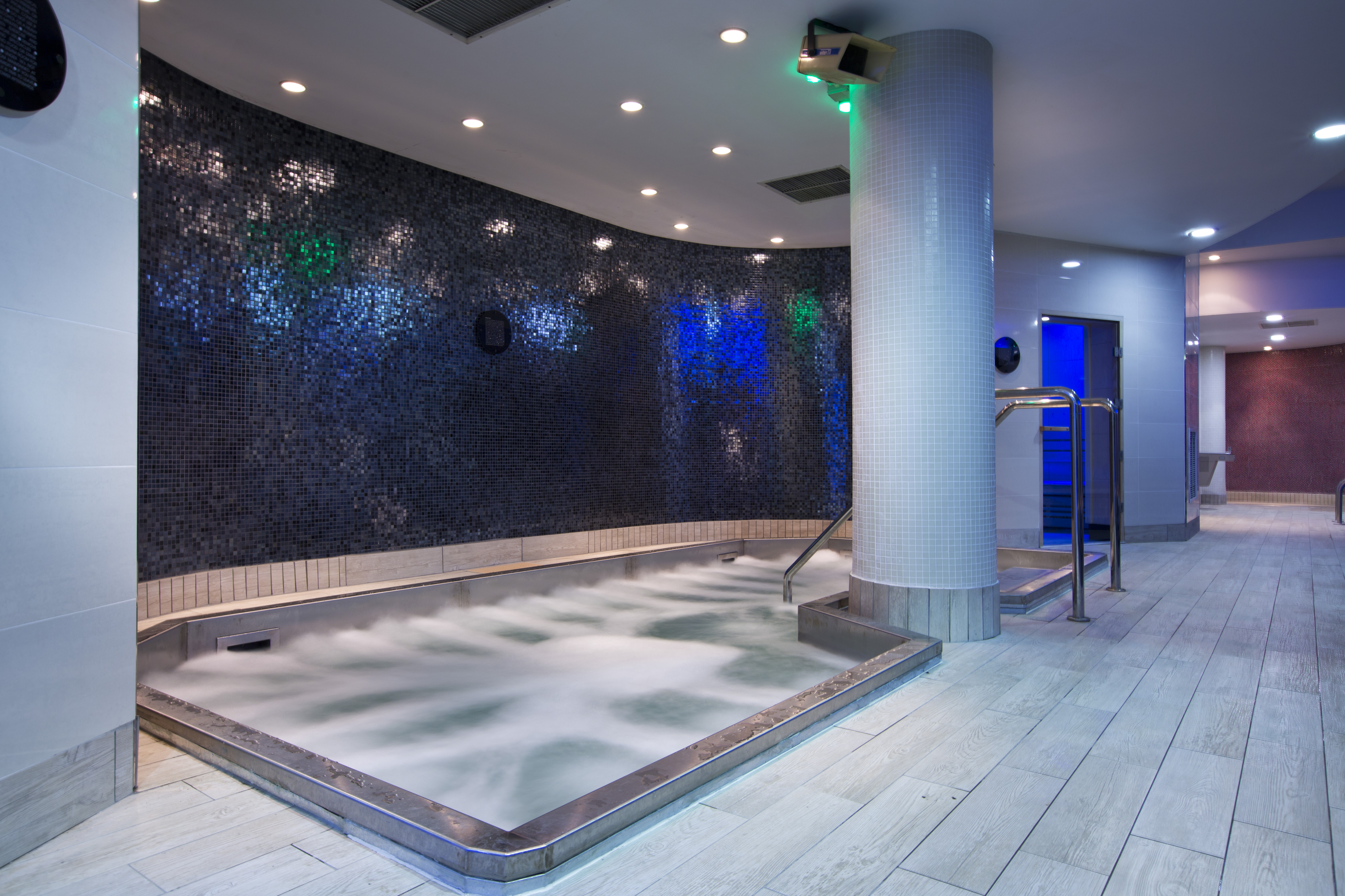 Virgin Active_Northampton Collingtree Park_Hydrotherapy pool