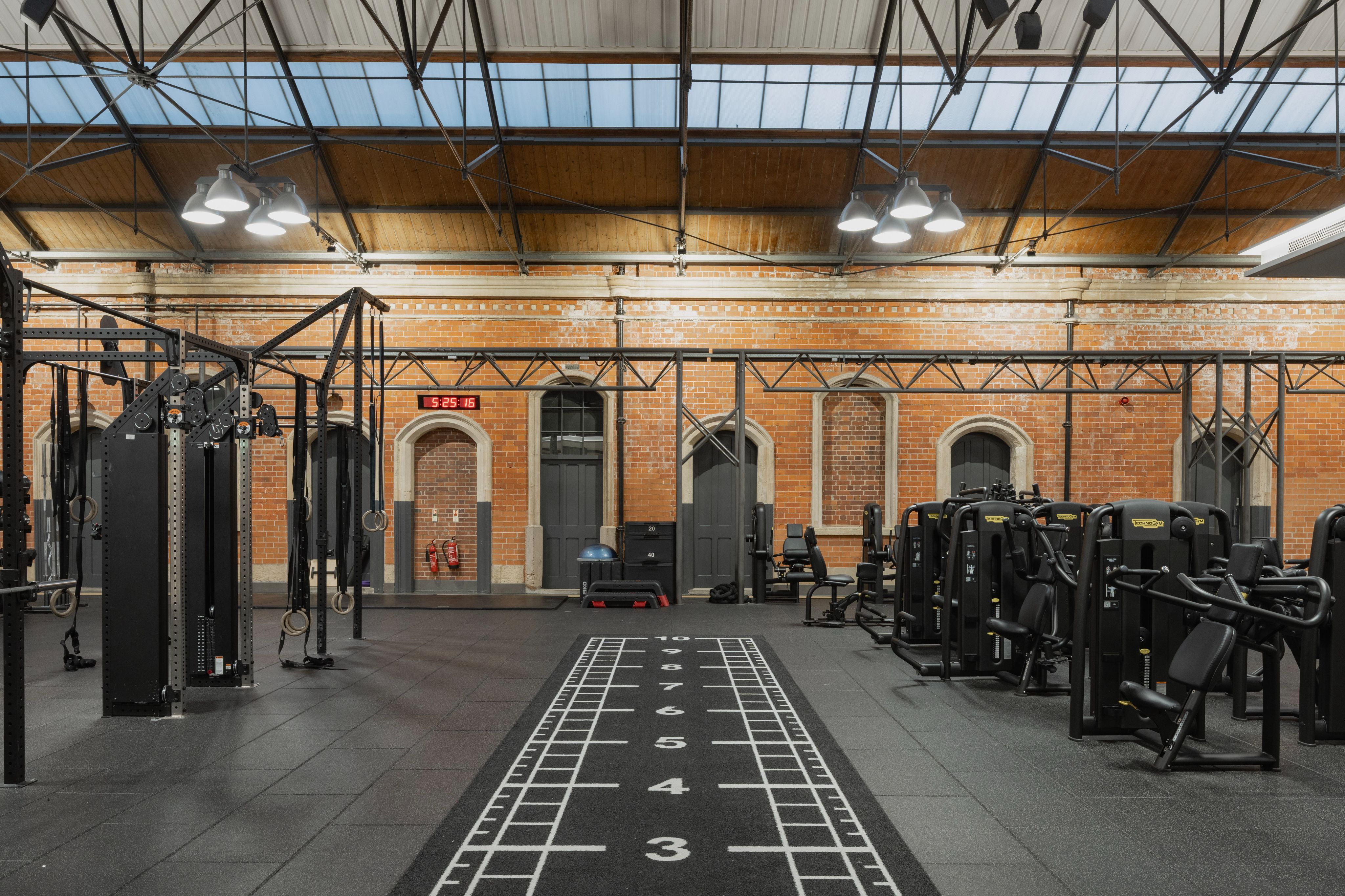 Virgin Active_Nottingham_Gym floor 6